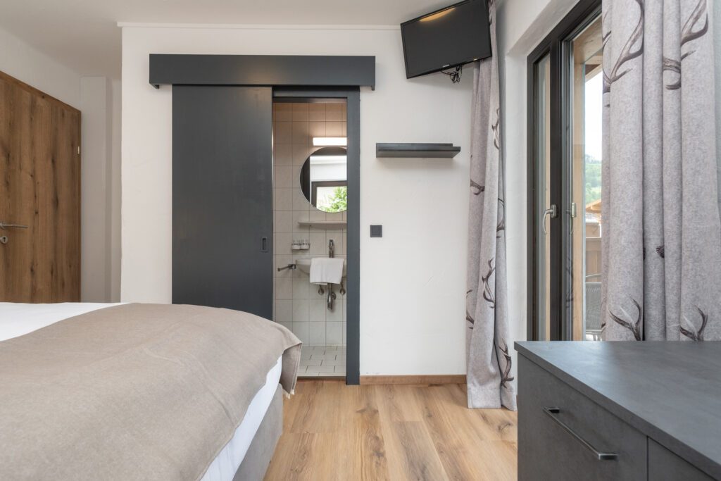 hofers-herzstueck-doppelzimmer-03-03