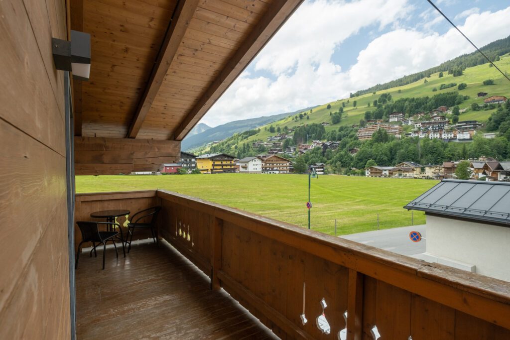 hofers-herzstueck-haus-03