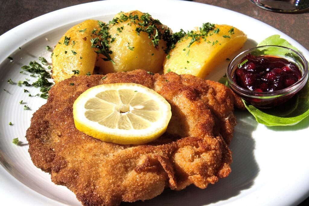reinhardthrainer-schnitzel-4081269_1280